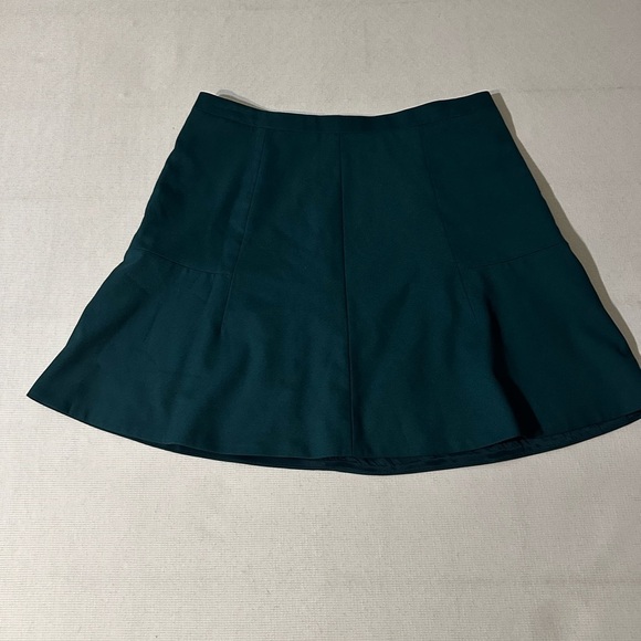 J.Crew Double Crepe Fluted Skirt Green Women’s Size 6 - Picture 4 of 7